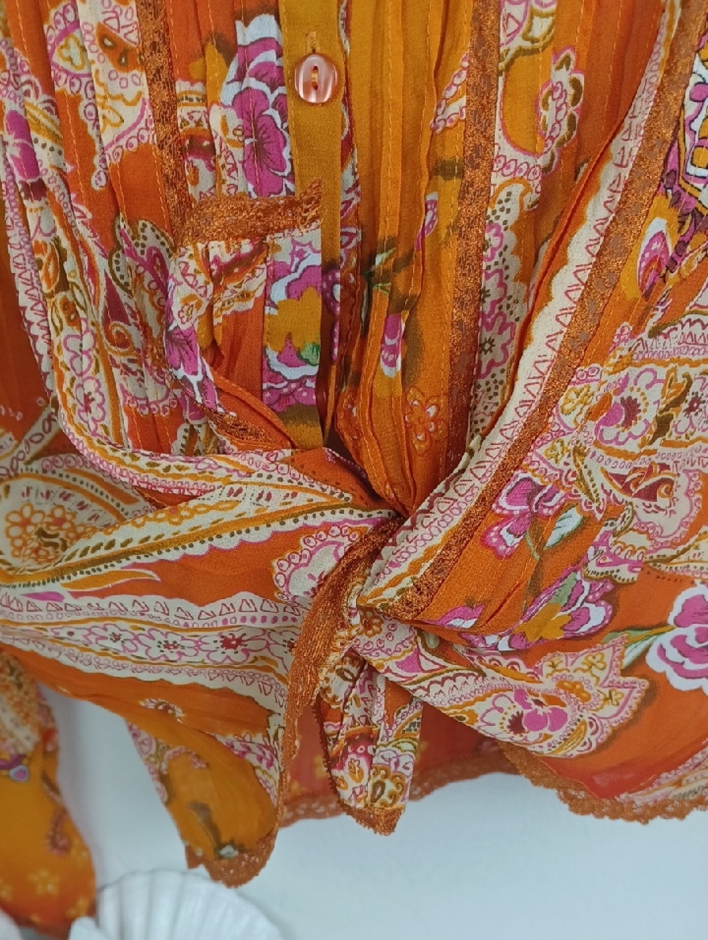 Notations Orange & Cream Paisley Bell Sleeved Gorgeous Creped Romantic Blouse - Picture 8 of 11